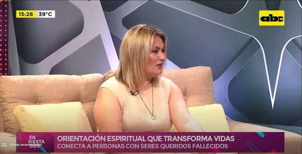 La médium Aristida Genez presenta un evento “para conectar con seres queridos fallecidos” - Nacionales - ABC Color