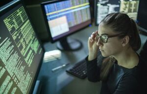 Predicciones de amenazas para 2025: prep谩rate para ciberataques m谩s grandes y audaces