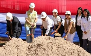 Palada inicial para espacio de atención integral para adolescentes