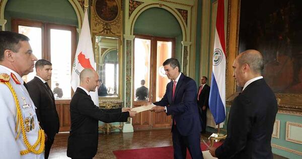 La Nación / Jefe de Estado recibió credenciales de diplomáticos de Países Bajos, Chipre, Grecia y Panamá