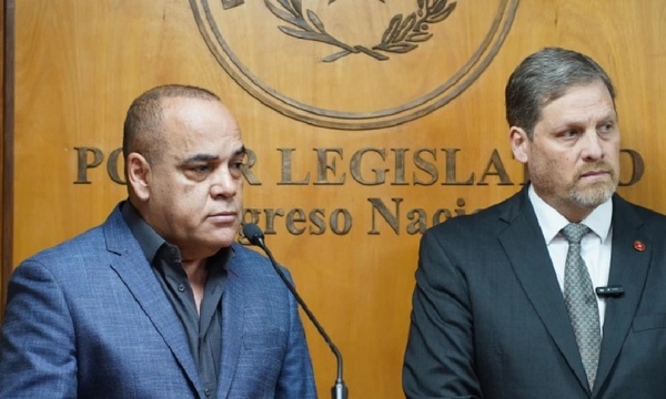 Senadores buscarán aprobar un aumento salarial de G. 38 millones este jueves - OviedoPress