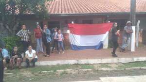 Conflicto en una escuela de Félix Pérez Cardozo tras la destitución de un docente - Nacionales - ABC Color
