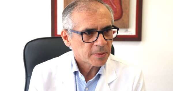 La Nación / Médico aconseja hidratarse y evitar la exposición al sol