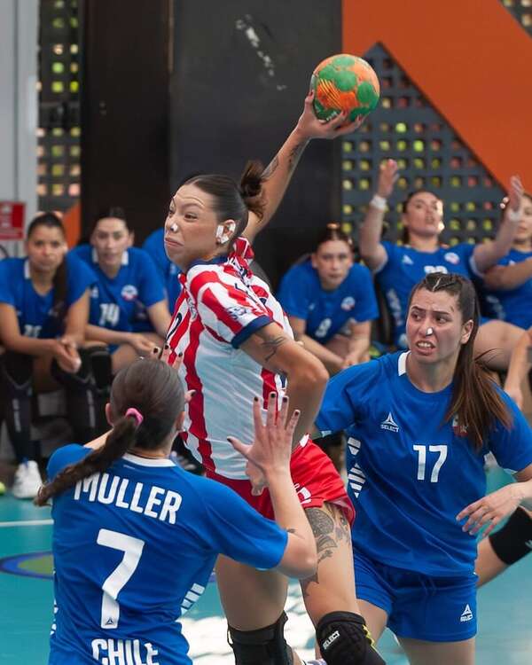 Sur Centro de Hándbol: Batalla ganada - Polideportivo - ABC Color