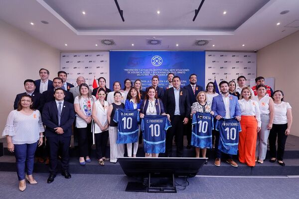APF y Gobierno presentan protocolos de acción ante hechos de violencia en el ámbito del fútbol - .::Agencia IP::.
