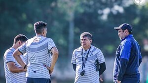 Torres pide disculpas y promete levantarse