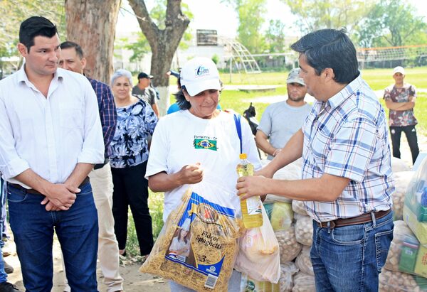 Más de 2.500 millones de guaraníes en bono y kits de víveres entregará la EBY este viernes 29 a pescadores de 18 asociaciones en Ñeembucú • RADIO NACIONAL
