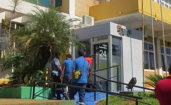 Cajero automático del BNF frente a la municipalidad de Franco ya está habilitado
