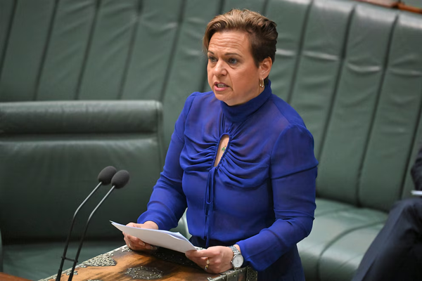 MUNDO | La Cámara de Representantes australiana aprobó la ley que prohíbe el uso de las redes sociales a menores de 16 años