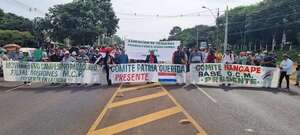 Campesinos de Misiones reinician protesta al no recibir respuesta favorable del Gobierno - Nacionales - ABC Color