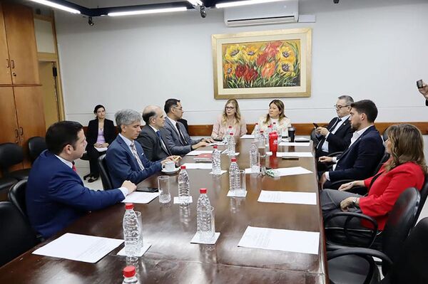 Dictaminan por aprobación de la Ley del Servicio Civil