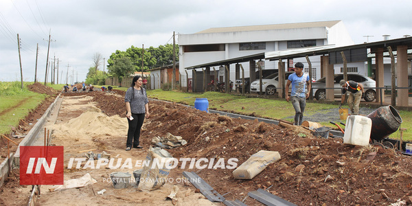 INTENDENTE DE LA PAZ SUPERVISÓ IMPORTANTES OBRAS EN EJECUCIÓN - Itapúa Noticias