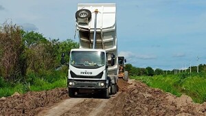 Rellenan camino para evitar el aislamiento en Bahía Negra