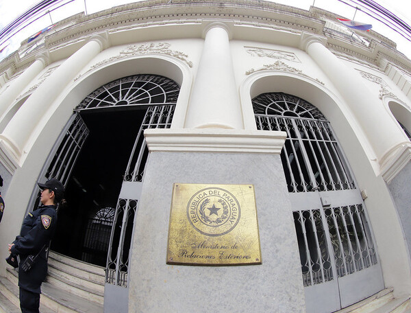 Aprueban reglamento para oficinas dirigidas por cónsules honorarios - .::Agencia IP::.