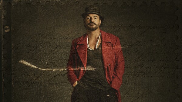 Ricardo Arjona vuelve a la música con "Seco"