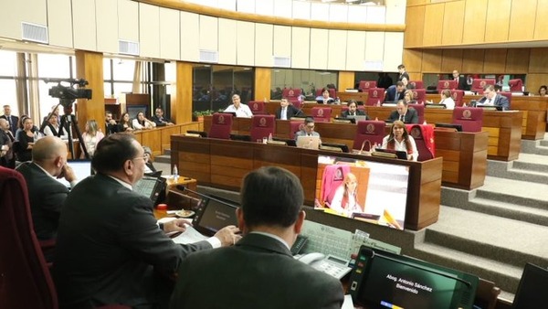 Emiten dictamen favorable para el proyecto de ley sobre el servicio civil - ADN Digital