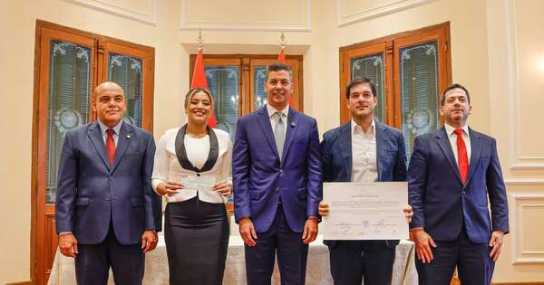 La Nación / Hacer investigación es hacer patria, dice Peña en entrega del Premio Nacional de Ciencias 2024