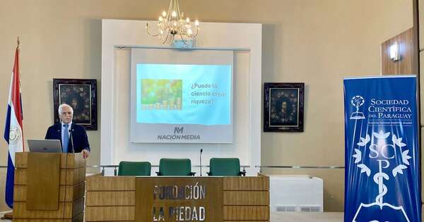 La Nación / Otorgan título de nuevo socio honorario de la Sociedad Científica a Mohan Kohli
