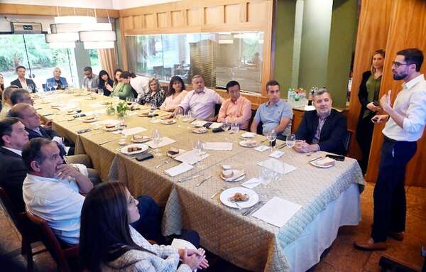 Mentoring en el Club de Ejecutivos - Empresariales - ABC Color