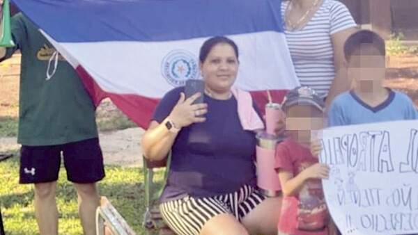 Acusan a dipu de querer quitar patio a escuela y dar a una USF