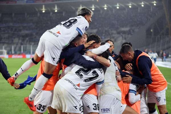 Vélez eliminó a Boca Juniors y es finalista de la Copa Argentina 2024 - Fútbol Internacional - ABC Color