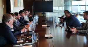 Autoridades paraguayas se reúnen con directivos de YPF en Buenos Aires