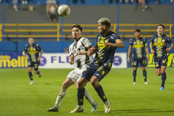Tacuary se despide de la primera división, enfrentándose a Trinidense en cancha de Guaraní - 1000 Noticias