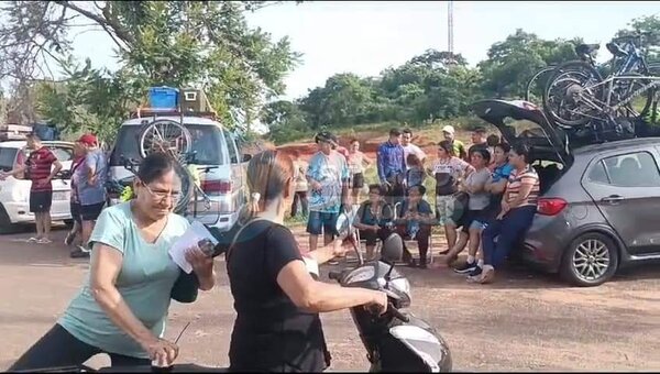 ¡Ciclista peregrinante fallece de un paro cardíaco!