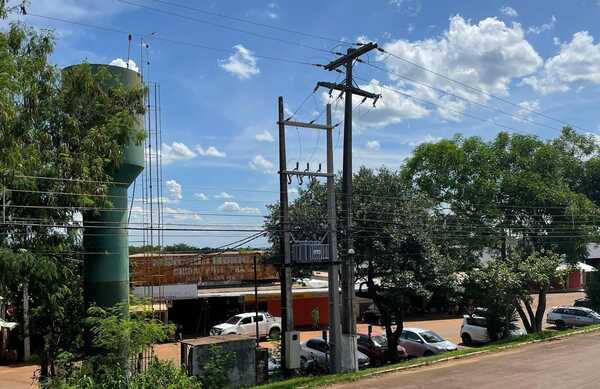 Por falta de pago, ANDE cortó de nuevo la electricidad en el mercado de Pdte. Franco - La Clave