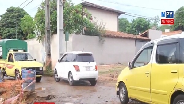 Vecinos denuncian parálisis de obras en el barrio San Pablo de Asunción