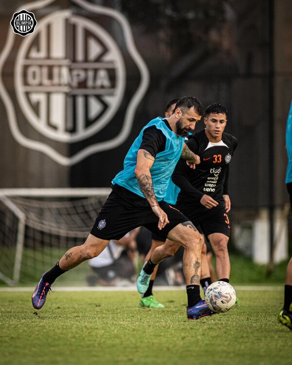 El campeón abre la ultima fecha del fútbol de primera - .::Agencia IP::.