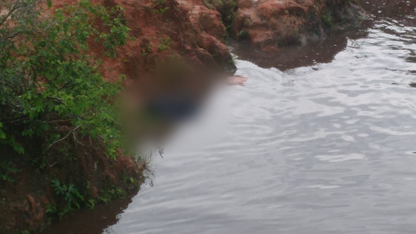 Hallan un cadáver en un arroyo en Juan Manuel Frutos - Noticiero Paraguay
