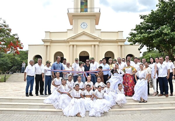 Templo San Francisco de Asís de Atyra recupera esplendor tras restauración • RADIO NACIONAL