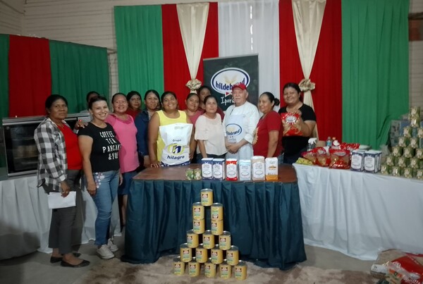 Hildebrand llevó curso navideño a pobladores de la comunidad Yvopey Rendá de Filadelfia