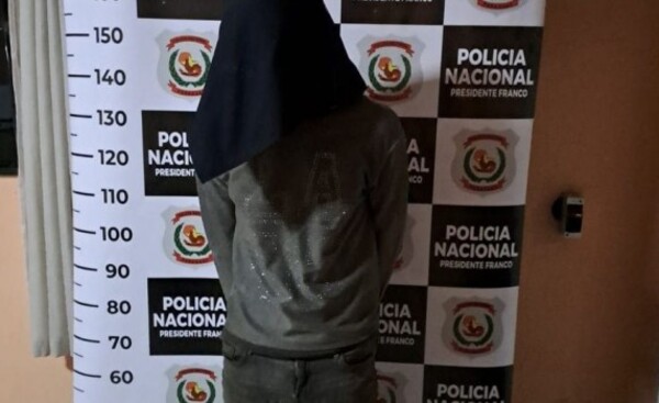 Solicitan prisión para ladrón por hurtar en tienda de ropas