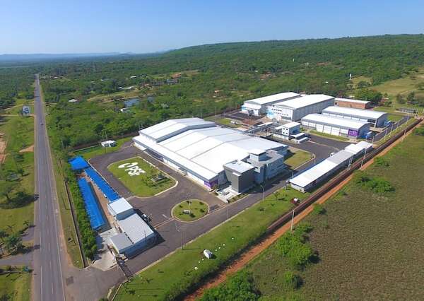 Prosalud Farma SA celebra el primer aniversario de su planta con récord en producción - Negocios - ABC Color