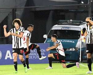 Torneo Clausura/Cerro Porteño 2-Libertad 3: Gumarelo ahonda la crisis - Fútbol - ABC Color