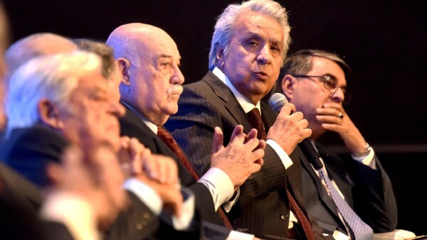 Ex presidente espera que nunca más haya dictadores perpetuos