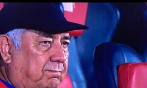 (VIDEO) La peor despedida de un ídolo: ¡Carlos Jara Saguier lloró por su Cerro querido!
