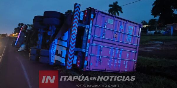 VUELCO DE CAMIÓN DEJA CUATRO HERIDOS EN EDELIRA - Itapúa Noticias
