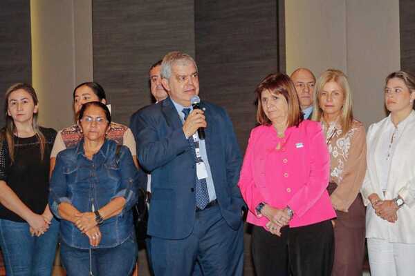 Clan Villalba huye bajo las narices de Bullrich, pese a promesa de colaboración - Portal Digital Cáritas Universidad Católica
