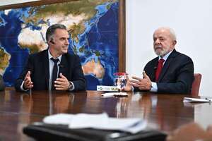 Lula recibe al presidente electo uruguayo, Yamandú Orsi - Mundo - ABC Color