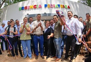 Presidente de la República inaugura nuevo pabellón de Urgencias Pediátricas en Caaguazú • RADIO NACIONAL