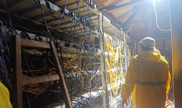 Incautan máquinas de criptominería durante allanamiento en Mayor Otaño