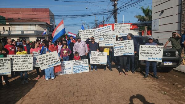 Caleros de San Lázaro protestan frente al Tribunal Electoral de Concepción