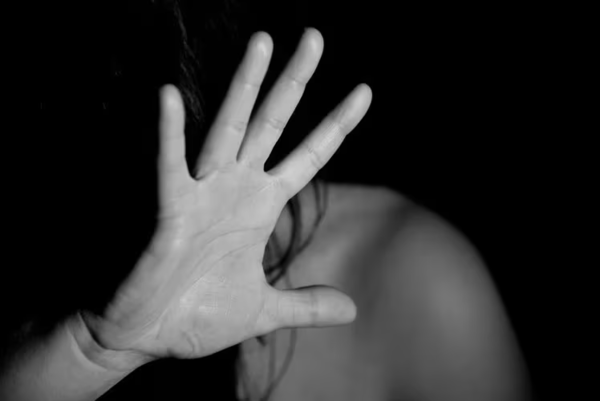 Encarnación: Una mujer fue torturada por su pareja para “purgar sus pecados”