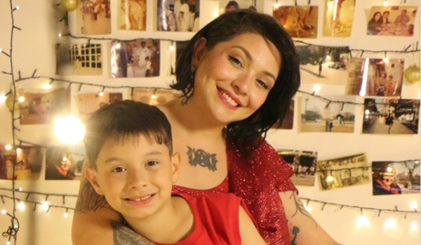 Andrea Valobra lanzó una canción junto a su hijo - Teleshow