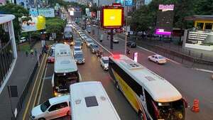 Empieza la temporada alta de viajes a las playas de Brasil: hoy salieron 39 buses - Viajes - ABC Color