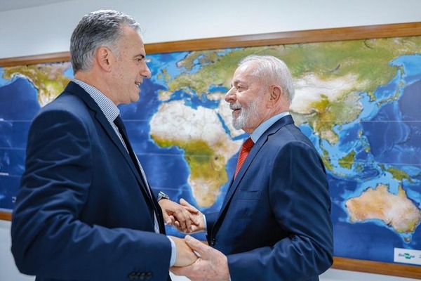Orsi visitó a Lula da Silva en su primer viaje al exterior como presidente electo de Uruguay - ADN Digital
