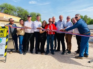 Iniciaron obra de desagüe pluvial y se inauguró otra calle con nuevo pavimento tipo empedrado en Loma Plata
